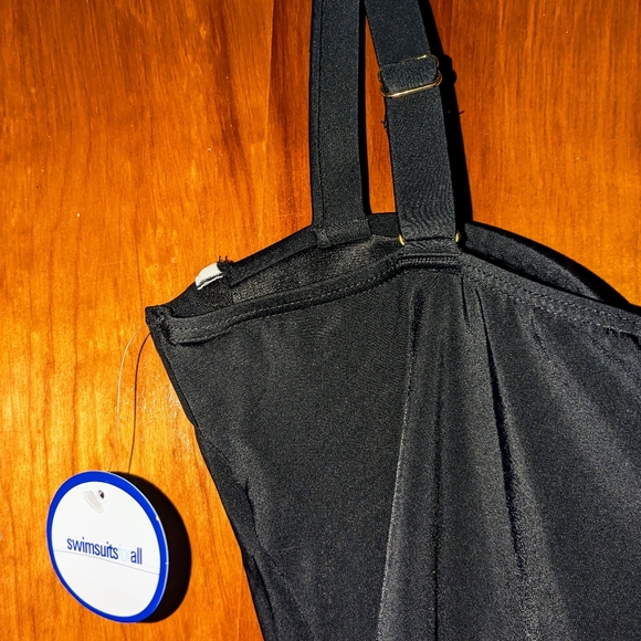 Black and White Striped Swimsuit - Picture 6 of 8